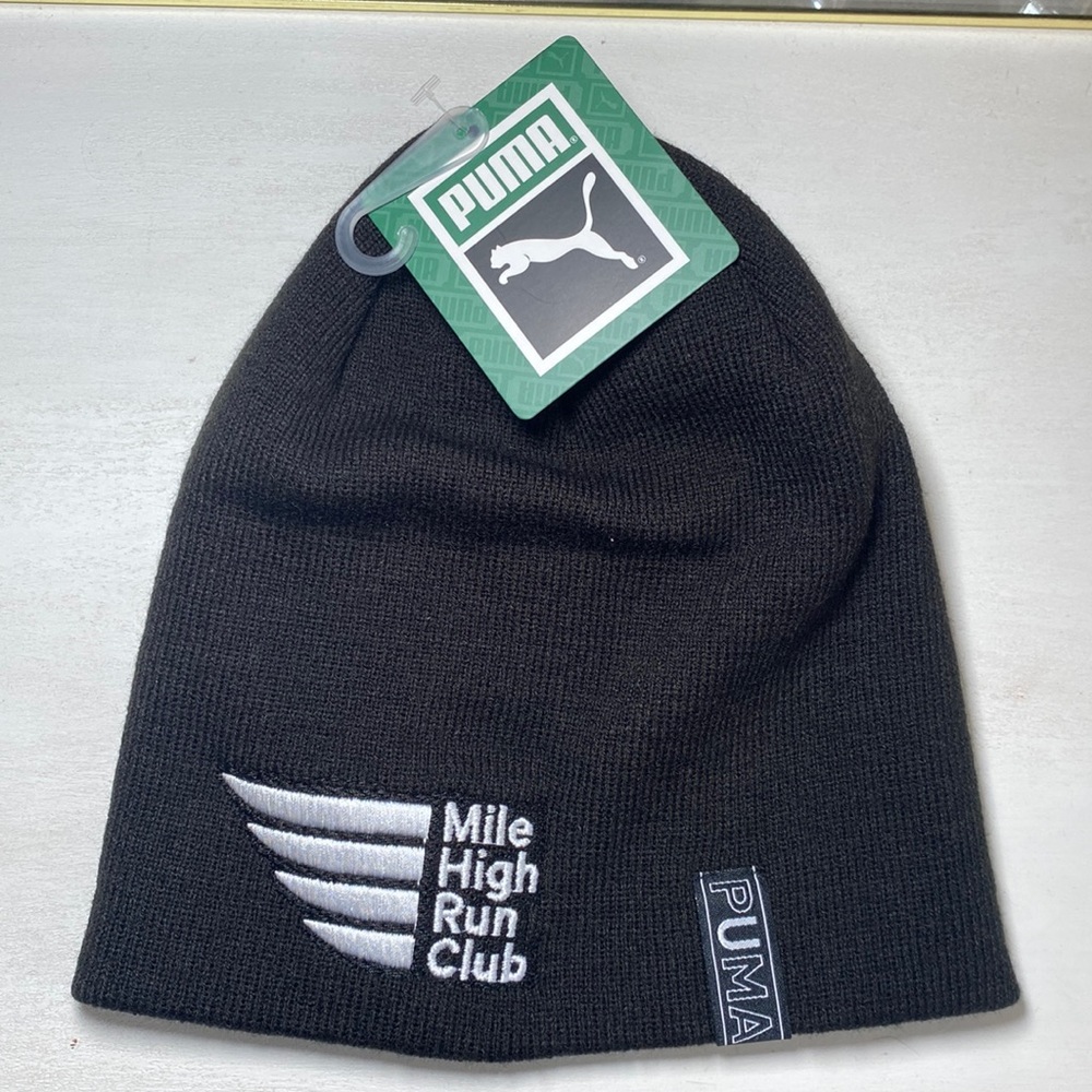 NWT black Puma beanie - mile high run club branded